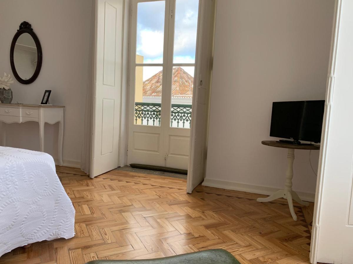 Double or Twin Room River View External Private Bathroom