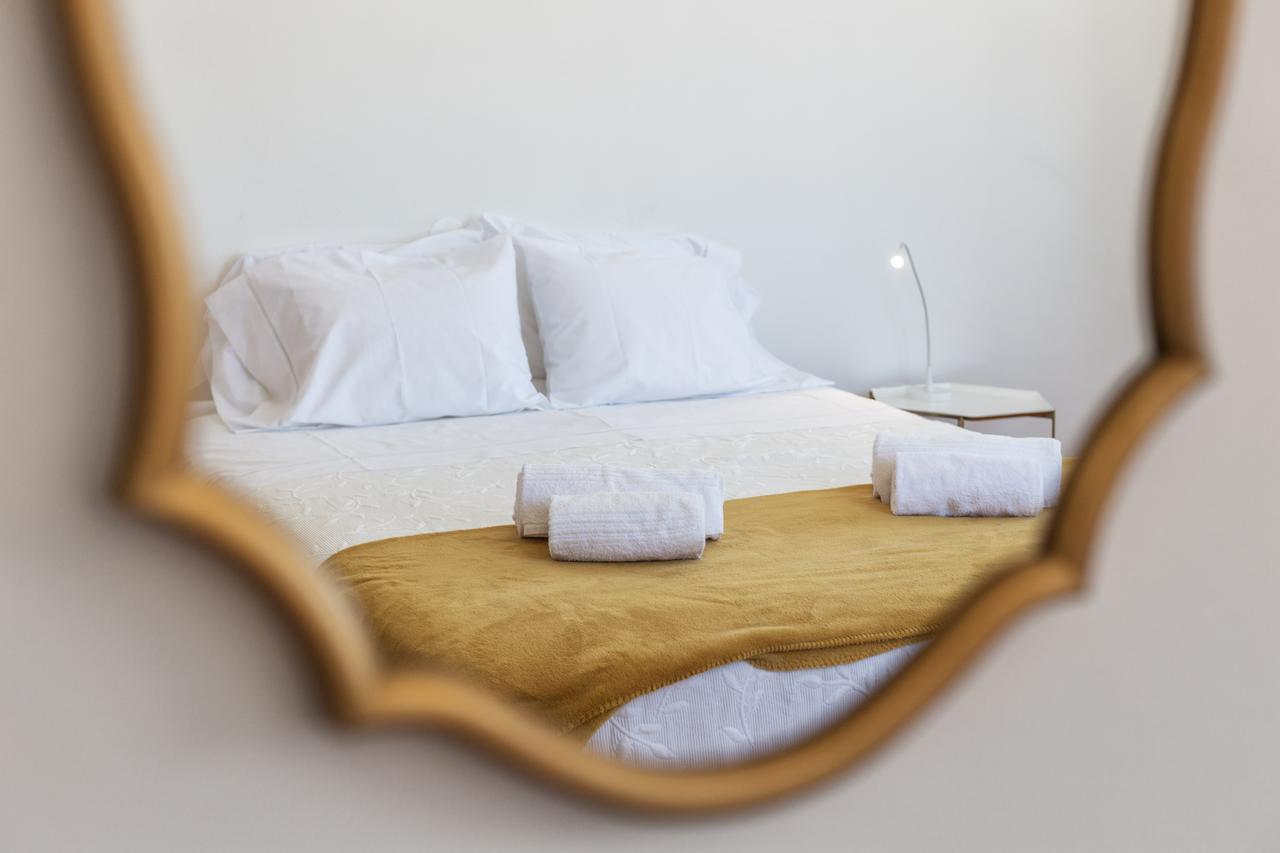 Double or Twin Room River View External Private Bathroom